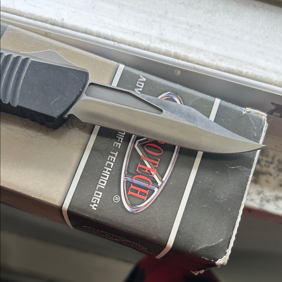 Microtech Combat Troodon - Picture 4 of 17